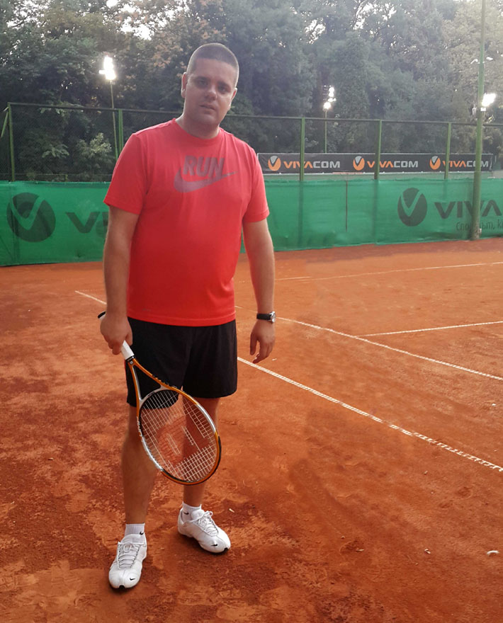 Veselin Stoilov playing tennis